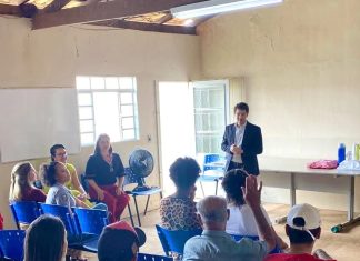 Carmo do Paranaíba – Projeto ‘Papo Reto’ promove debate sobre prevenção ao envolvimento de adolescentes em conflitos com a lei