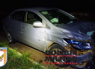 Colisão traseira na BR-354 em Patos de Minas deixa veículos danificados