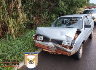 Carmo do Paranaíba – Motorista freia automóvel por causa de poça d’água na BR-354 e provoca acidente com vários veículos