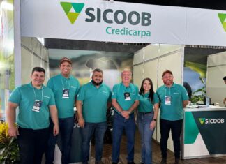 Sicoob Credicarpa participa da Fenaminas 2024 em Patos de Minas