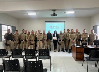 Carmo do Paranaíba – Promotora realiza Palestra sobre tipos penais incidentais da Lei de Abuso de Autoridade para policiais militares e Controle Externo do Ministério Público