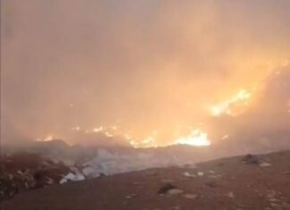 Corpo de Bombeiros combate incêndio no aterro da Usina de Reciclagem de Lixo em Presidente Olegário