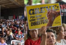Professores da rede estadual de Minas Gerais iniciam greve por tempo indeterminado nesta quarta-feira