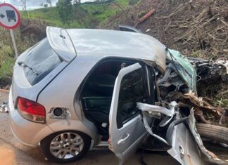Patos de Minas – colisão na MGC-354 entre caminhão e automóvel deixa condutora de 45 anos em estado grave