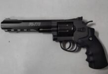 Jovem com esquizofrenia fere a própria mãe no olho com arma de pressão na cidade de Patos de Minas