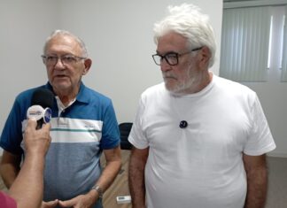 Deputado Hely Tarquínio visita Santa Casa de Carmo do Paranaíba e acompanha aplicação de recursos