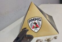 Casal é suspeito de sair armado à procura de ladrão em Patos de Minas portando arma furtada