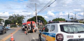 Motociclista de 21 anos morre após grave acidente na Rua Major Gote em Patos de Minas