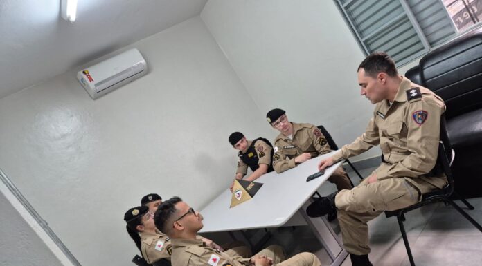 Carmo do Paranaíba recebe cinco novos policiais militares para reforçar segurança pública